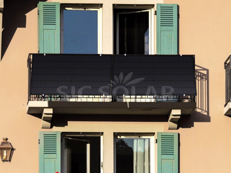 Balkoni Pemasangan Panel Suria 2KW Di Sepanyol