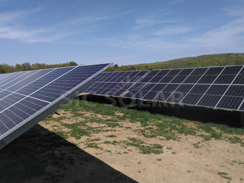 Rangka Suria Gunung Tanah 100KW Di Australia