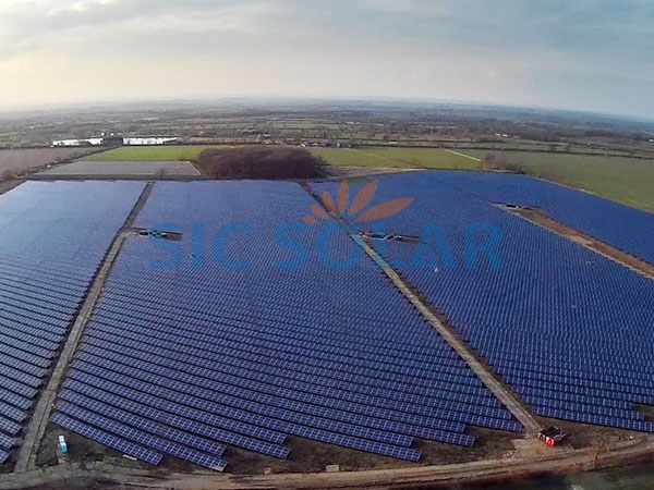 Sistem racking solar 17MW darat di Vietnam