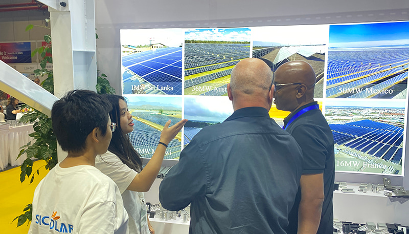 SIC Solar Bersinar di SNEC 2024 PV+ dengan Penglibatan Pelanggan yang Berjaya