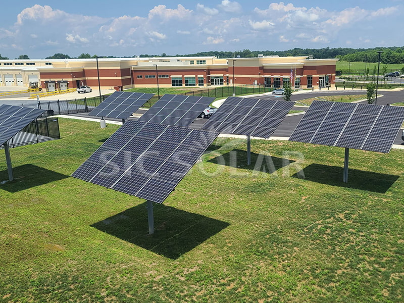 Kurungan Pemasangan Panel Suria Tiang Tunggal 50KW Di Amerika Syarikat