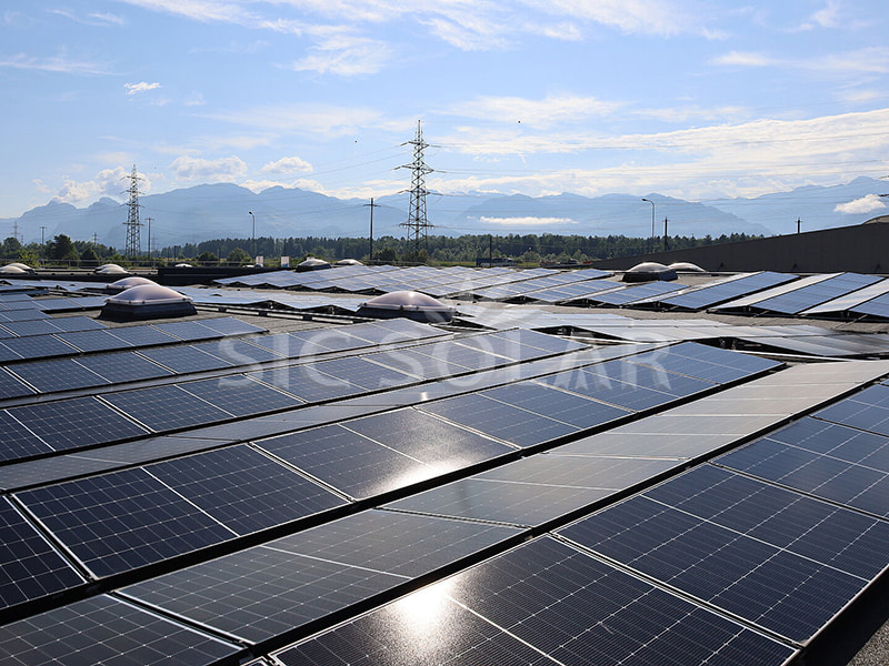 Pemasangan Panel Suria Balast Bumbung Rata 2MW Di Austria